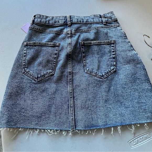 Denim Skirt - Picture 8 of 9
